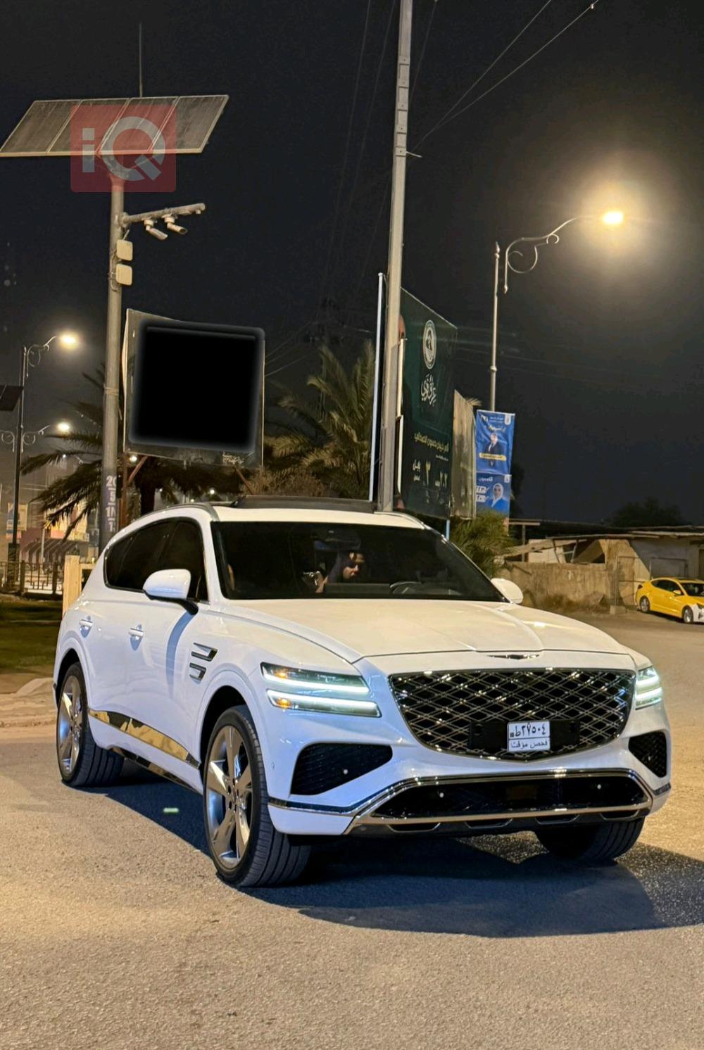 جێنسس GV80